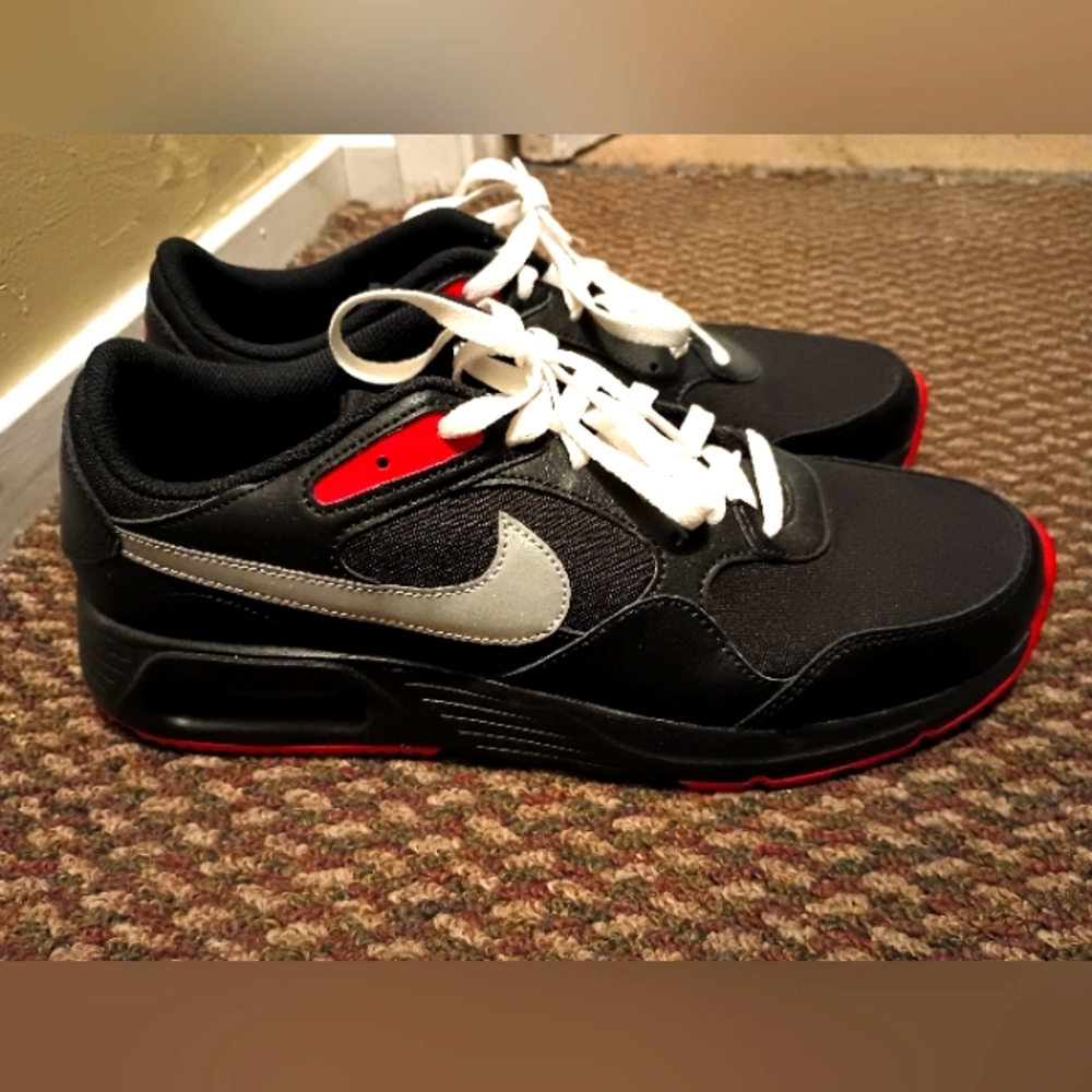 Nike Air Max 90 size 10